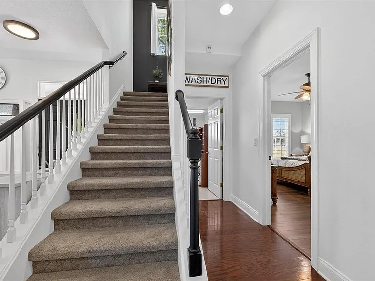 5536 Luminar Pointe Ln — Photo 46