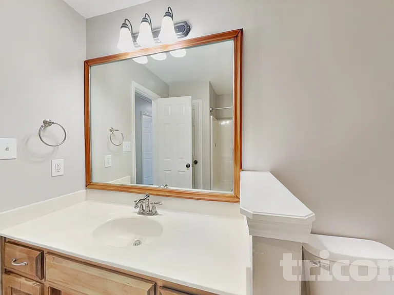 2116 SW Chase Dr — Photo 14