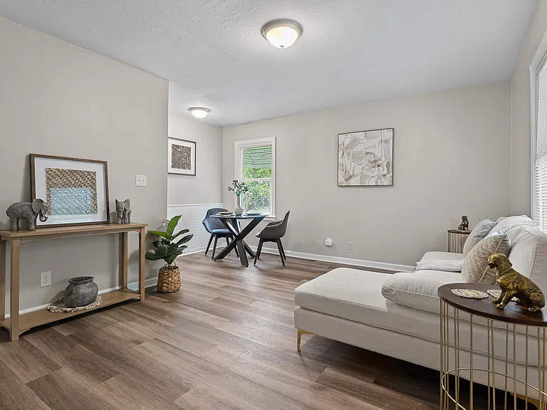 533 Basin St — Photo 8
