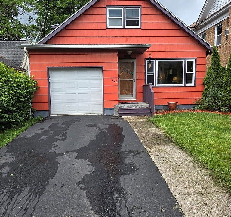 1st image of 220 Fellows Ave