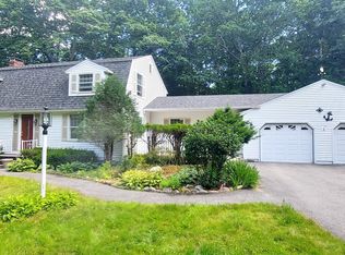 11 Woodcrest Ave, Camden, ME 04843