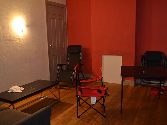 4th image of 684 Parker St #Ab2
