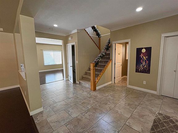 4th image of 23622 111a Ave