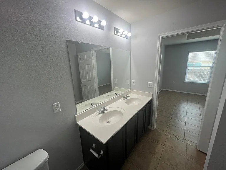 5813 Knoll Pines Pass — Photo 19