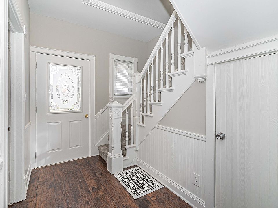 904 Duncan Ave, Elgin, IL 60120 Zillow