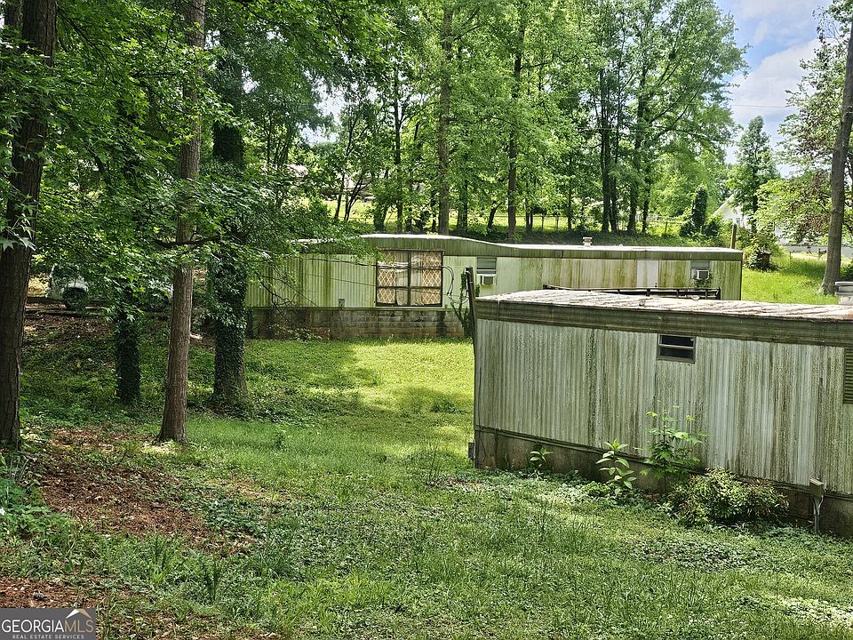 1st image of 200 Sherry Ln
