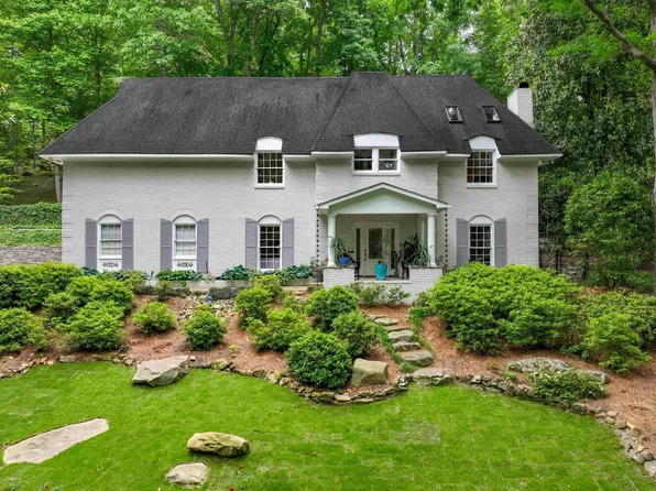 3665 Brookwood Rd, Birmingham, AL 35223