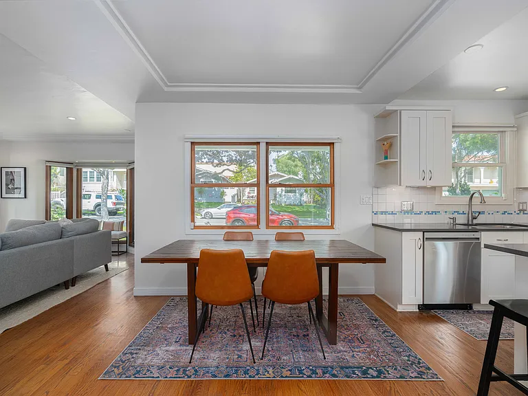 317 Whiting St — Photo 16