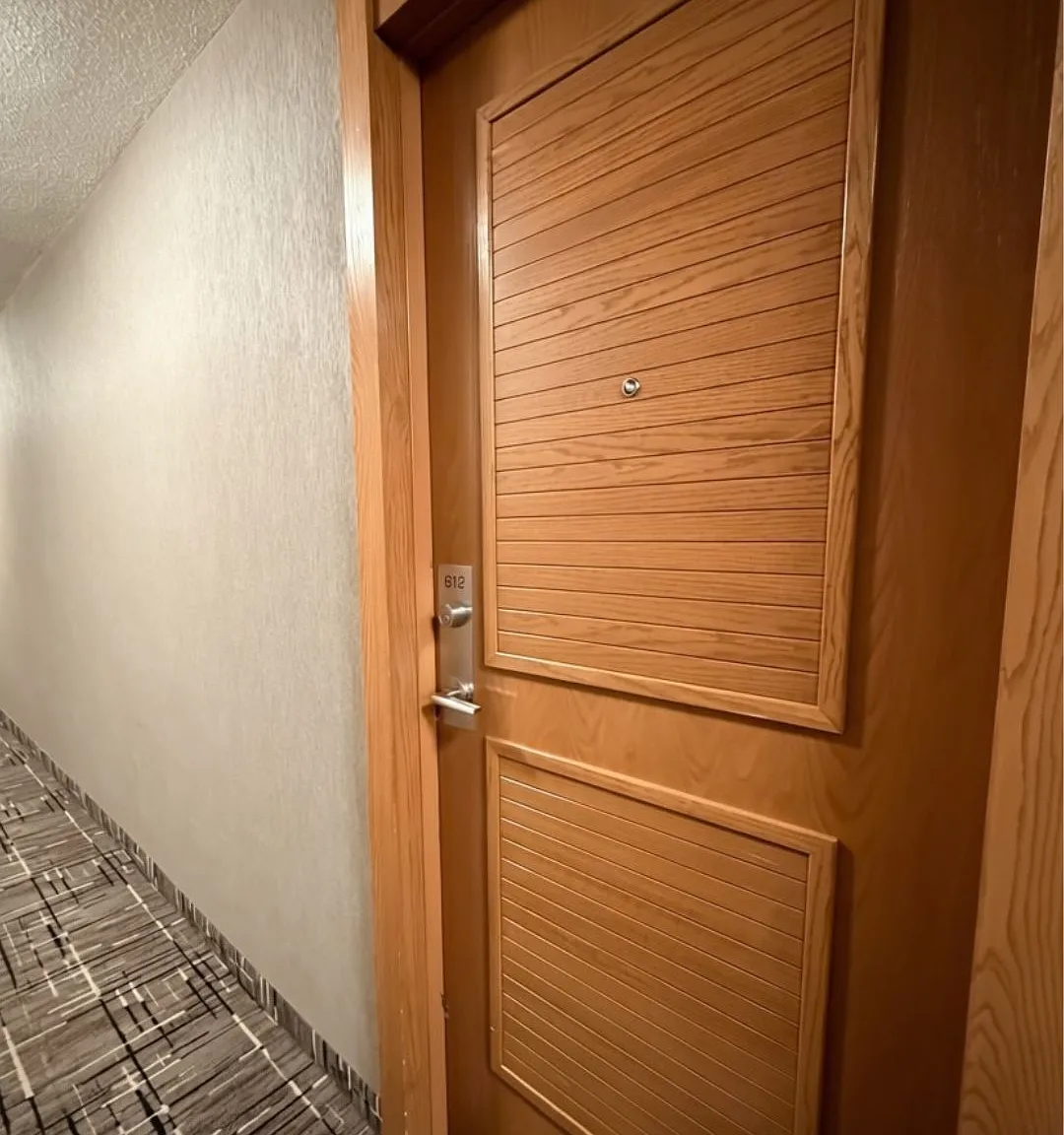 3 bed, $3,650 — Photo 2