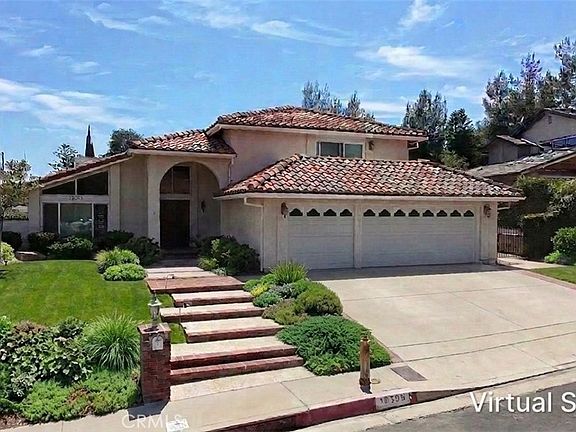 3rd image of 18599 Calle Vista Cir