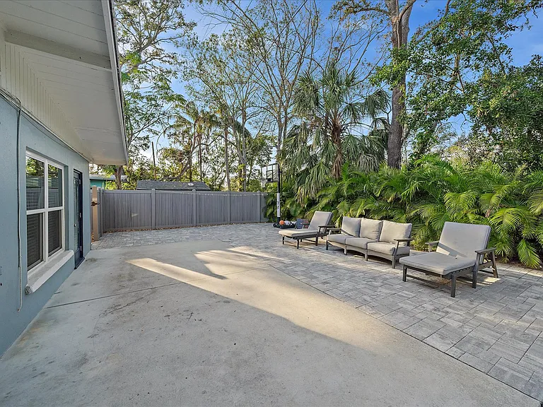 2857 Novus St — Photo 31