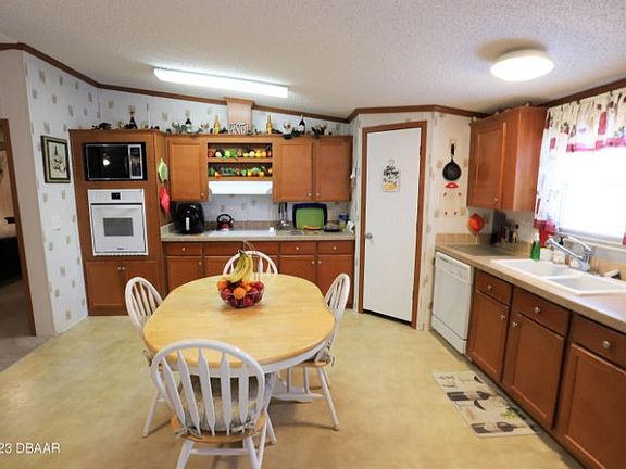 4th image of 8 Lynnwood Ct