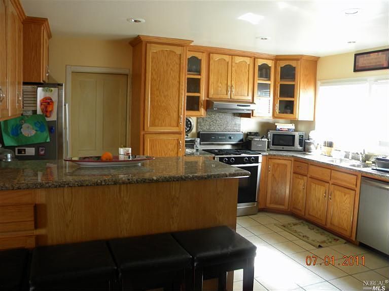 2nd image of 148 Howard Ave