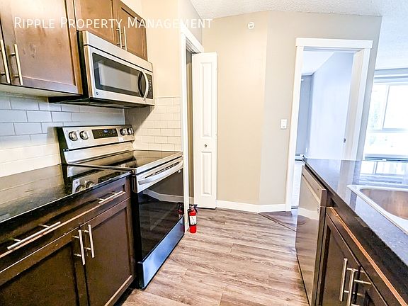 4th image of 20 Kincora Glen Park NW #506