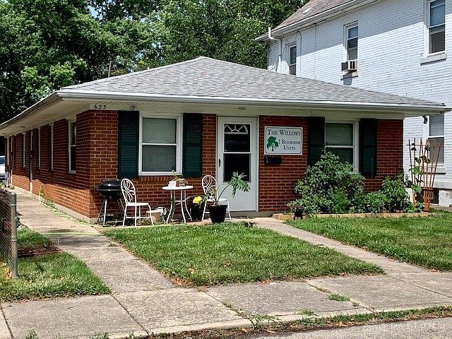 1st image of 623 Willow St