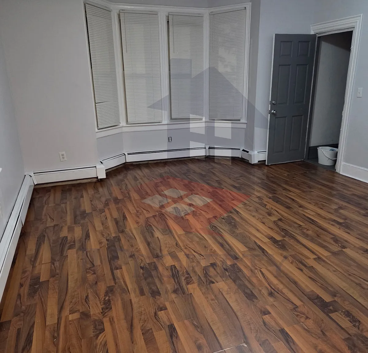 2 bed, $1,600 — Photo 3