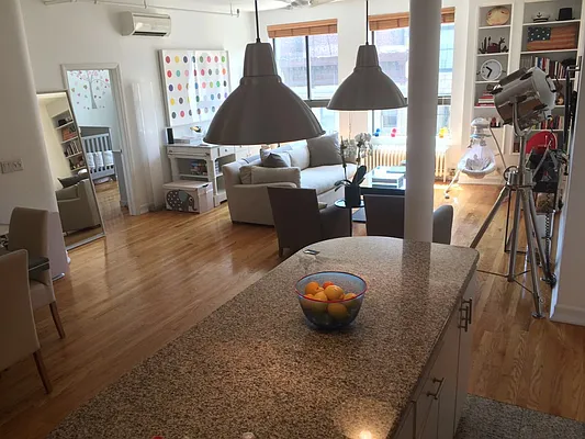 Rented by Makover Group Inc | media 32