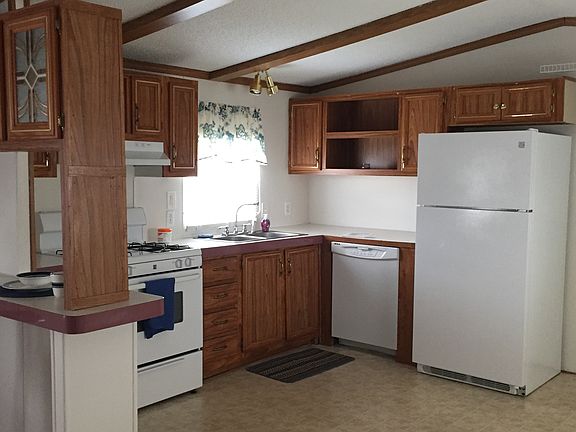2nd image of 68 Norway Dr