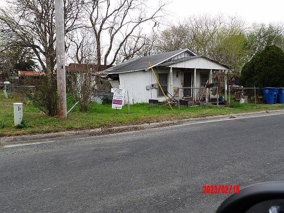2nd image of 110 S Burke St