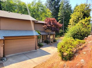1538 Seacrest Ln, Brookings, OR 97415