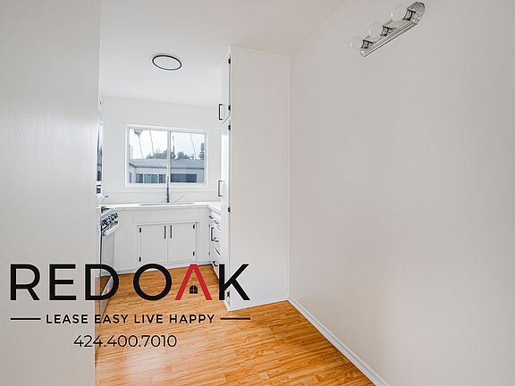 5th image of 439 S Catalina St #19