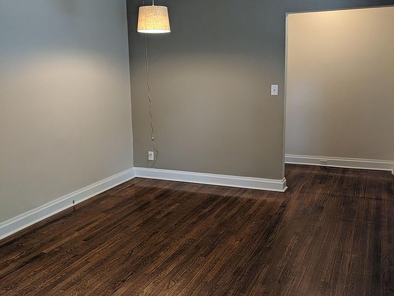 3rd image of 5805 Dewey Ave