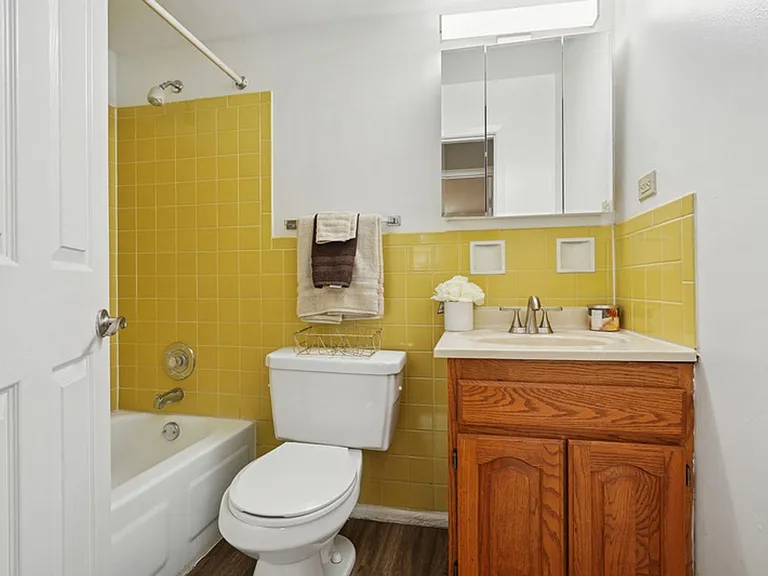 Linden Park Apartments — Photo 51