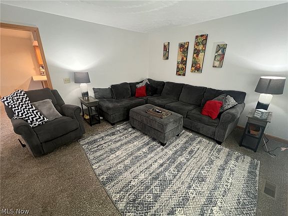 5th image of 1101 Silver Ave SW