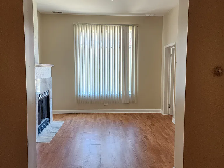 3013 W Warren Blvd #2 — Photo 4