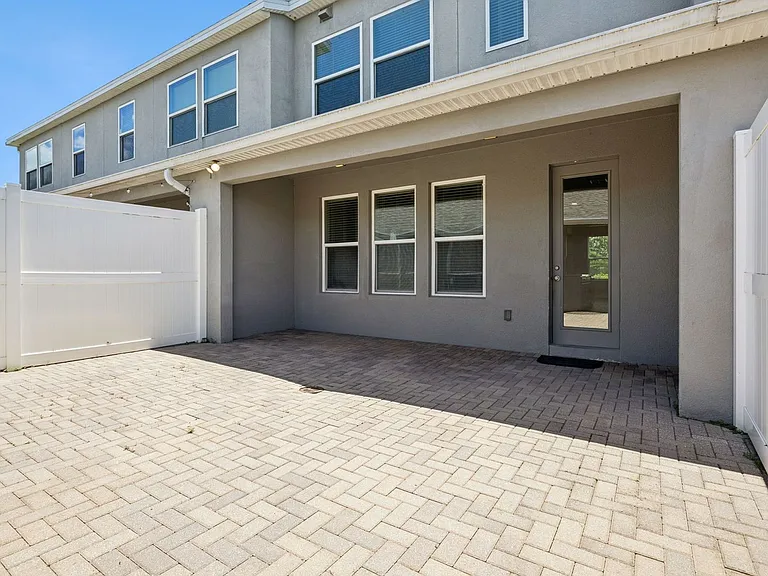 8130 Bluejack Oak Dr — Photo 30