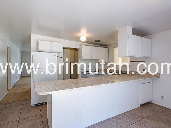 4th image of 4465 S Albright Dr