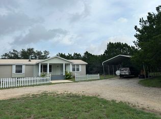 605 Polly Peak Dr, Bandera, TX 78003
