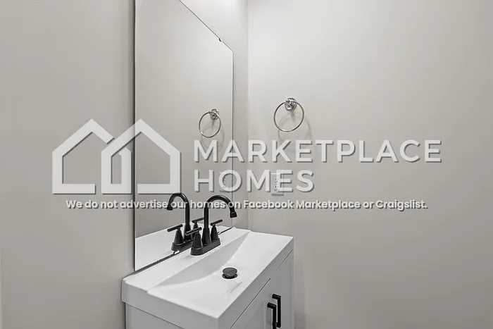 605 Count Fleet Ct — Photo 6