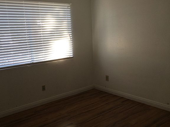 5th image of 7747 Muirfield Dr