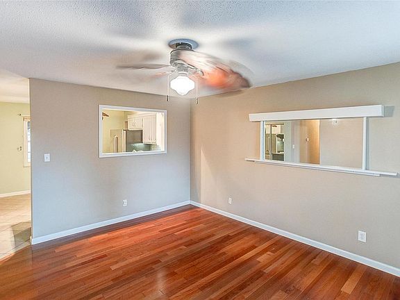 4th image of 226 Perrottet Dr