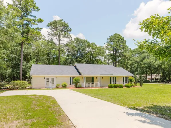 128 W Robin Hill Rd, Americus, GA 31719