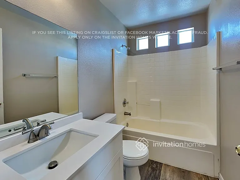 4945 Drifting Pebble St — Photo 18
