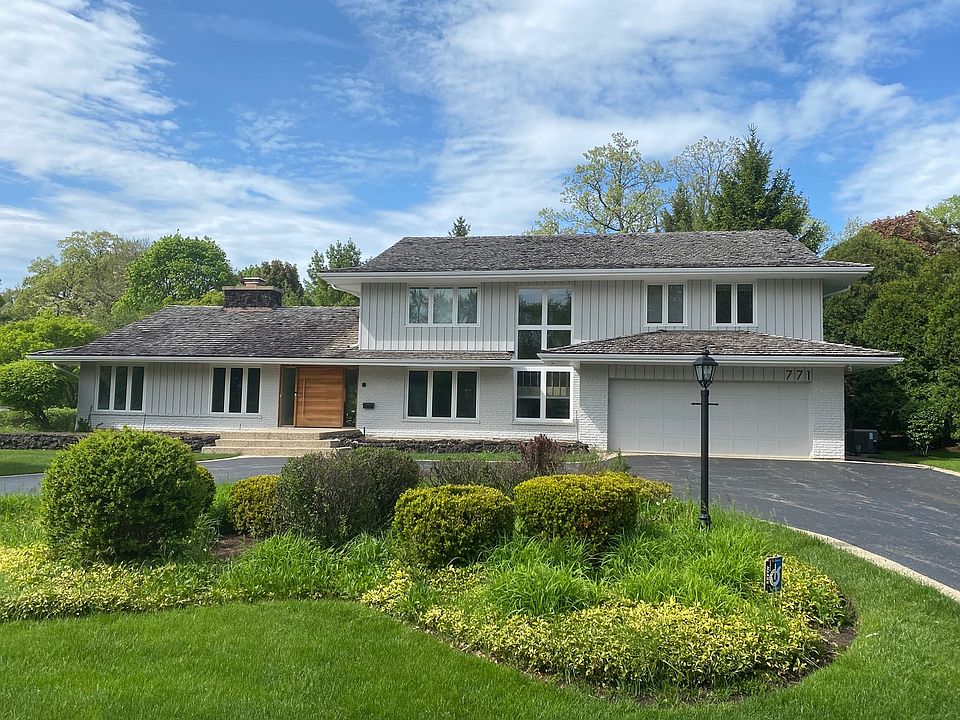 1st image of 771 Thackeray Dr