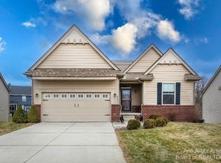 8241 Stamford Rd, Ypsilanti, MI 48198