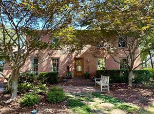 12112 Fairway Dr, Little Rock, AR 72212