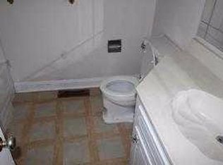 1011 Michael Ln, Anniston, AL 36207