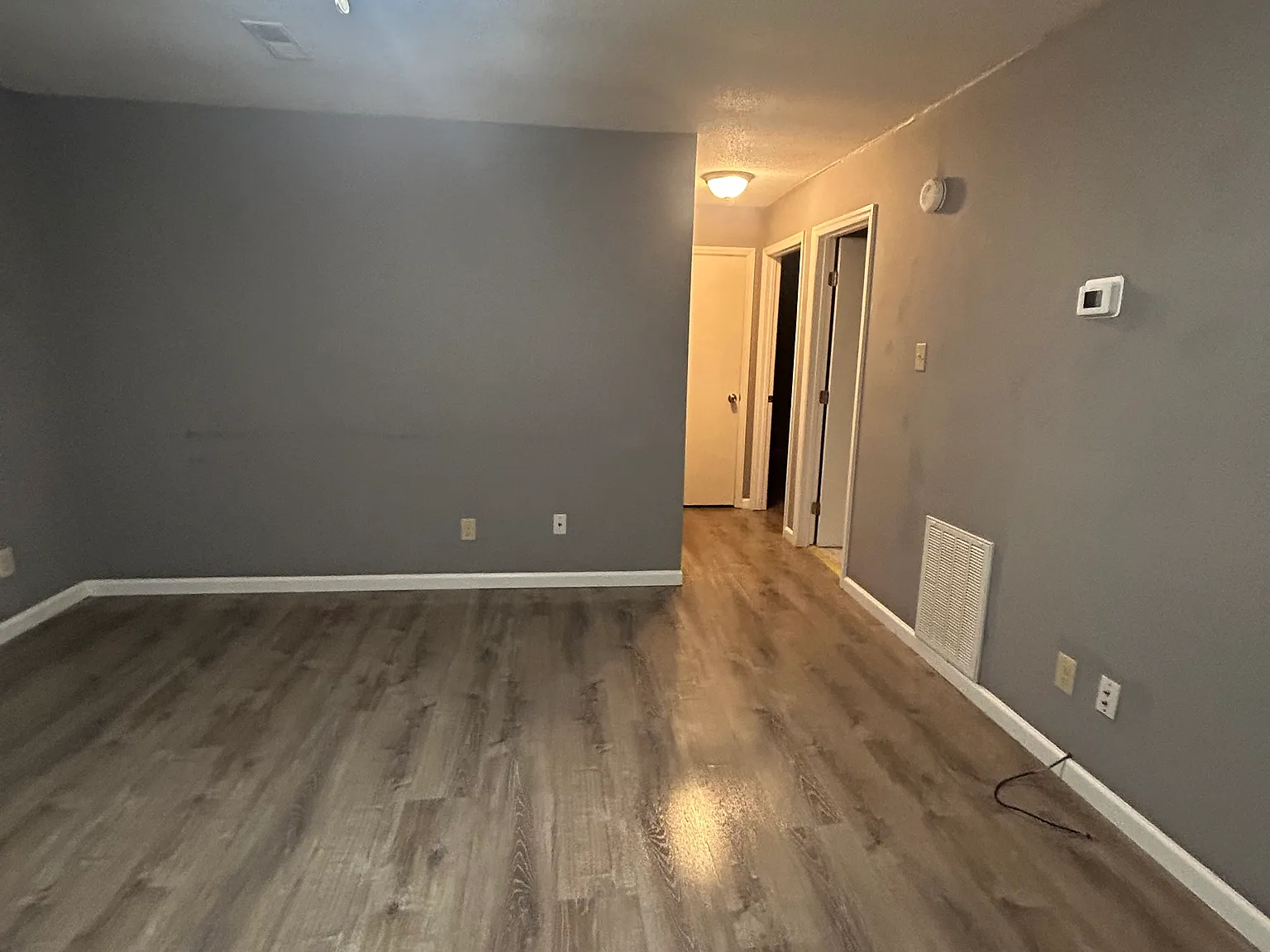 2 bed, 875 sqft, $1,250 — Photo 4