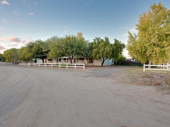 2nd image of 19232 W Sells Dr