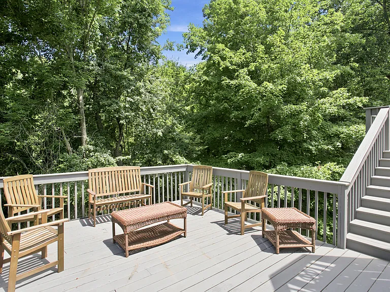 71 Blackberry Dr — Photo 35