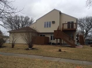 1612 7th St S APT 102, Moorhead, MN 56560