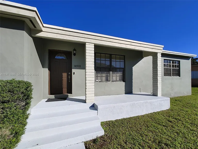 14901 NW 9th Ct — Photo 4