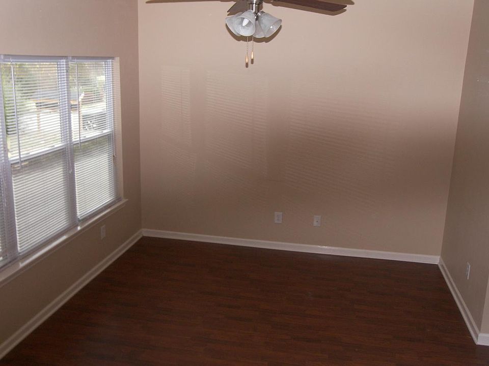 2nd image of 4011 Indiana Ave APT 6