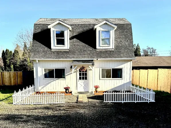 2125 18th Ave #1, Forest Grove, OR 97116