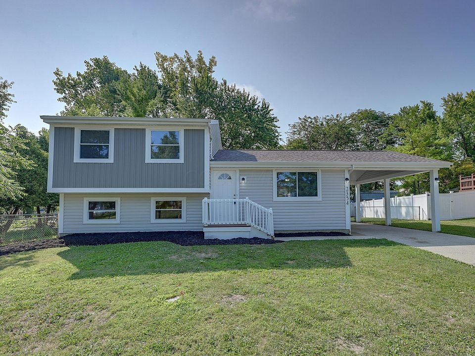 1st image of 2354 Warfield Dr