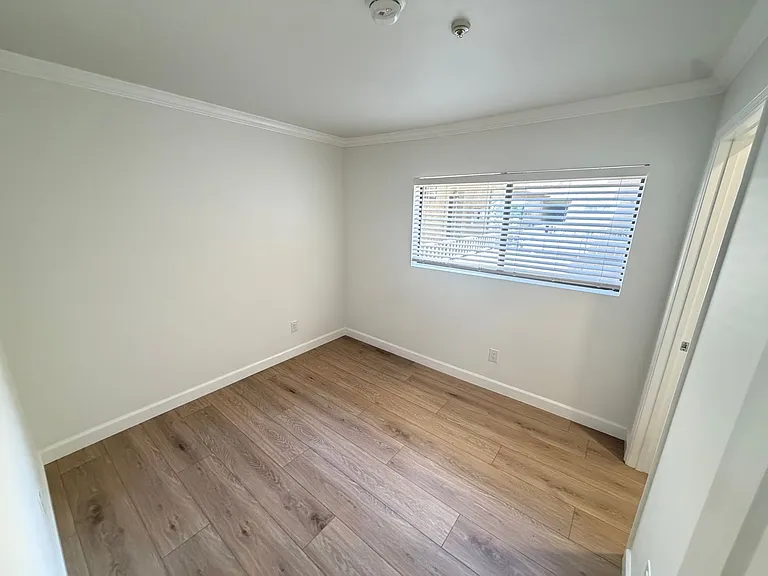550 Orange Ave #328 — Photo 12